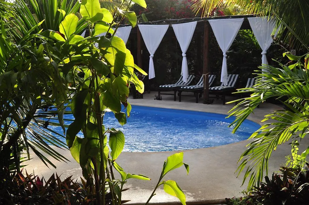 Green Tulum Cabanas & Gardens Otel